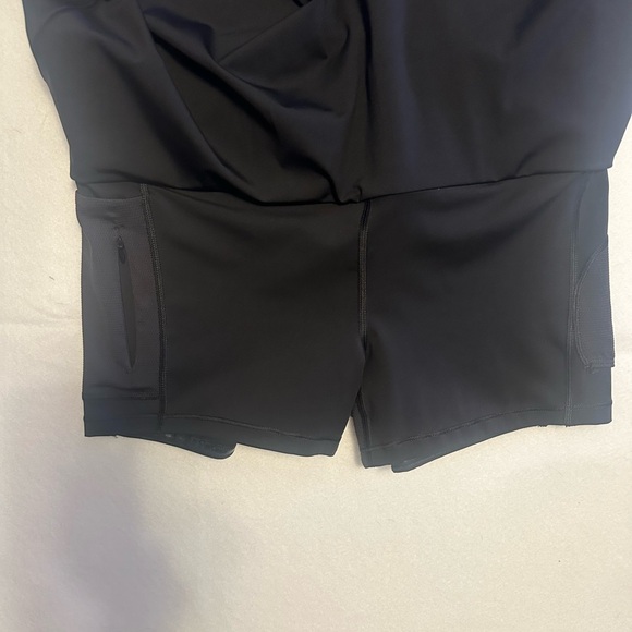 Athleta Skort Size Medium Made Of Polyester and Spandex. - Picture 5 of 8